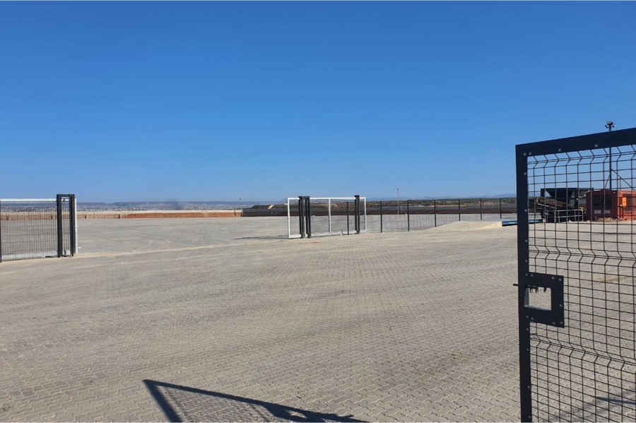 To Let commercial Property for Rent in Markman Industrial Eastern Cape
